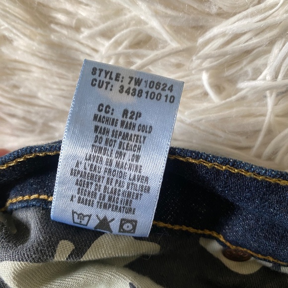 Lucky Brand Classic Rider Size 4/27 Mid Rise Straight Leg Blue Jeans - Picture 8 of 8